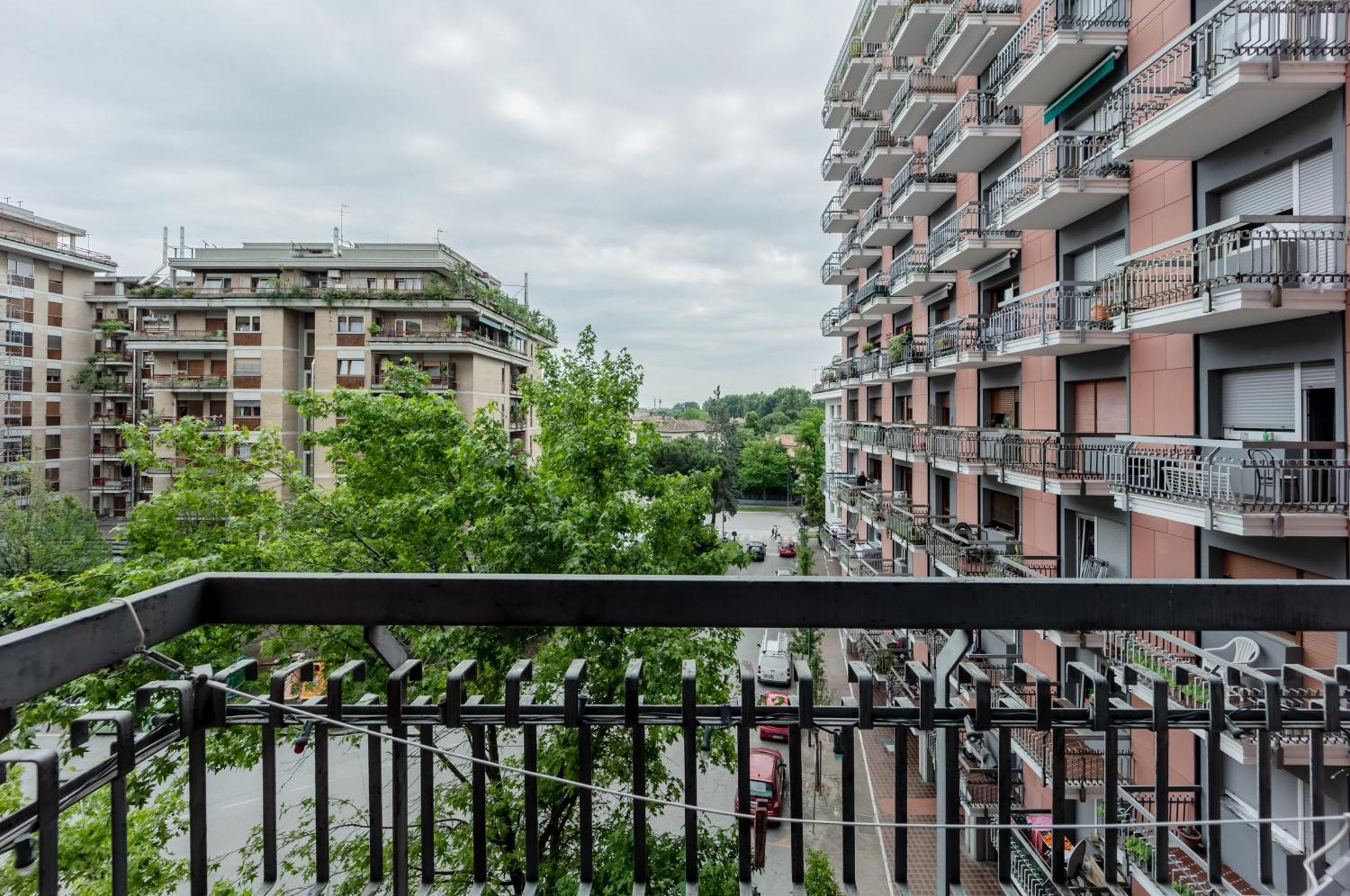 Miranda - In Mestre With Balcony! Apartment Marghera