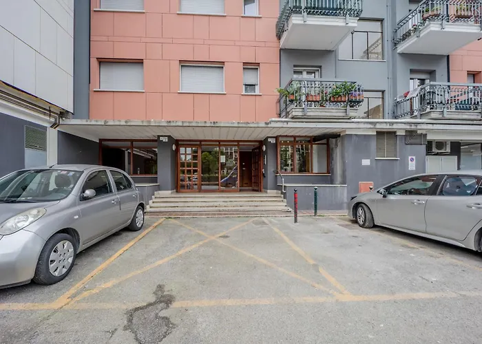 Miranda - Apartament In Mestre With Balcony!