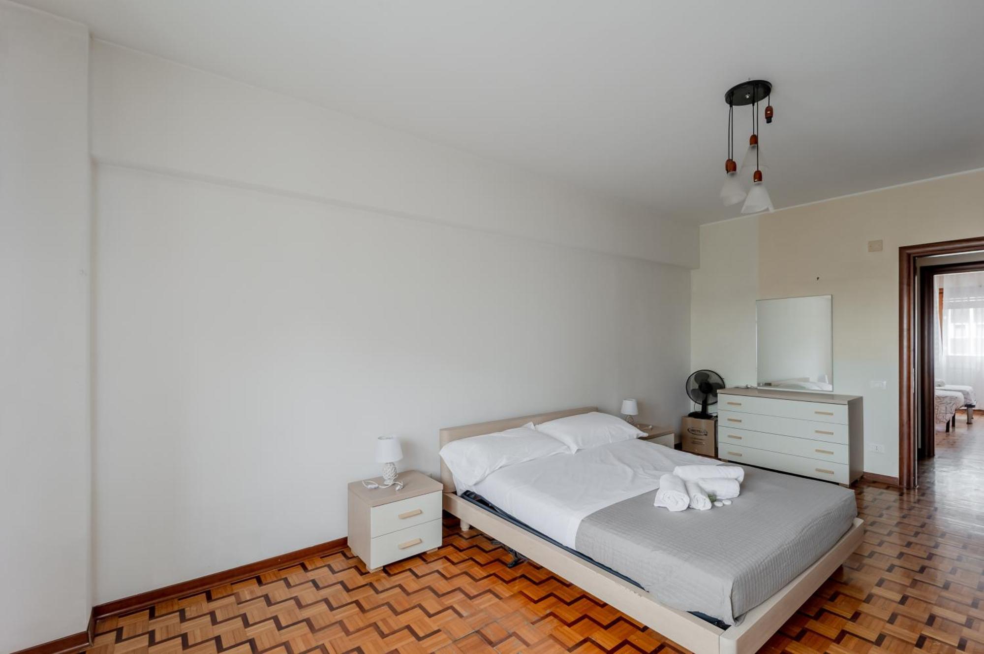 Appartement Miranda - In Mestre With Balcony! *